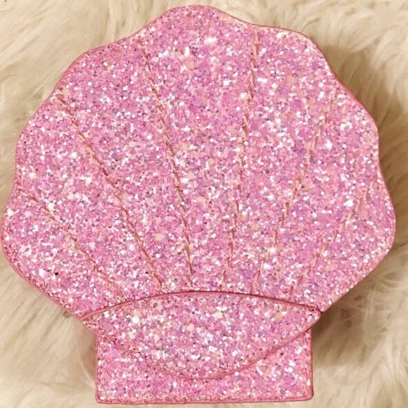 Shell case manicure set - Picture 2 of 6